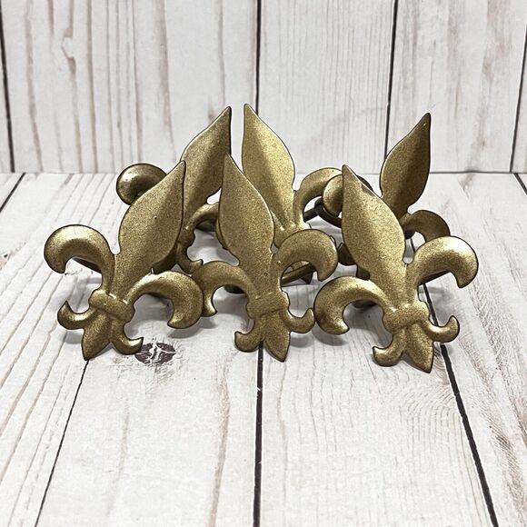 Set of 6 Fleur De Lis Golden Brass Tone Metal Napkin Ring Holders - Picture 1 of 3